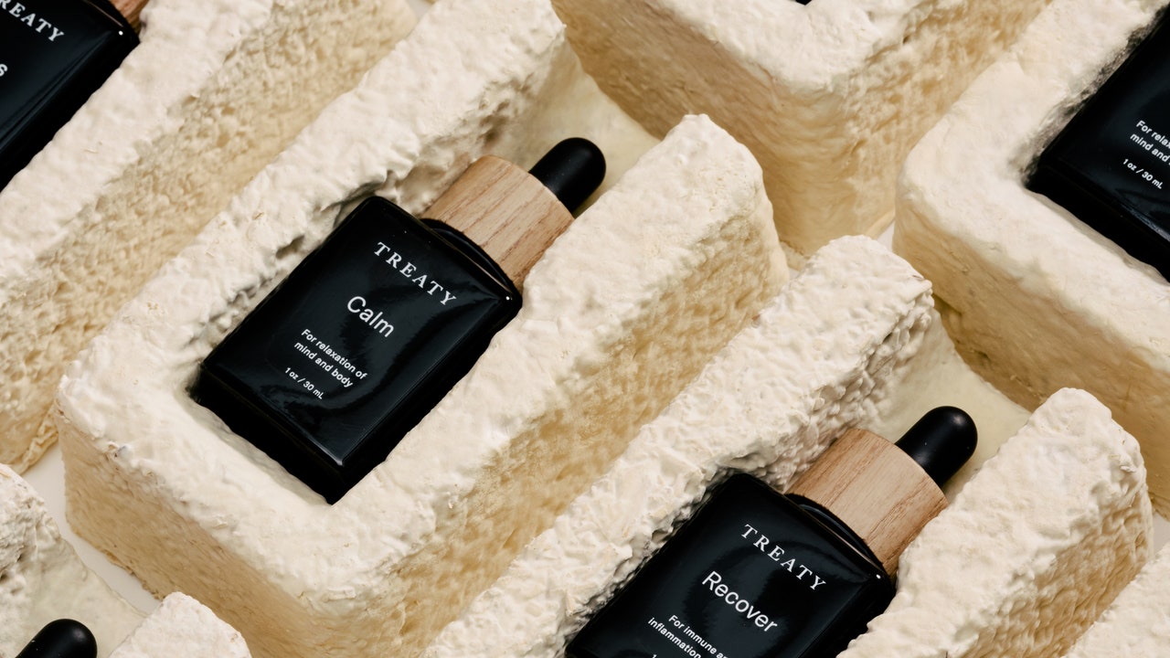 How Mycelium Packaging Could Help Solve the Beauty Industry's Waste Problem  – Style – ReadSector